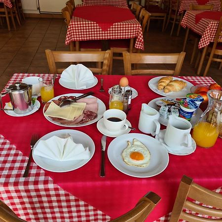 Gostilna Batist Acomodação com café da manhã Bohinjska Bela Exterior foto