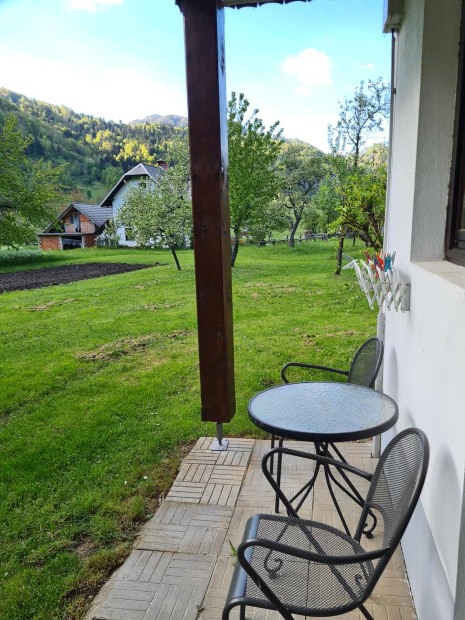 Gostilna Batist Acomodação com café da manhã Bohinjska Bela Exterior foto